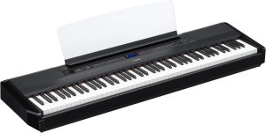 Yamaha P525