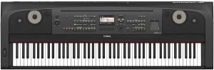 Yamaha DGX670